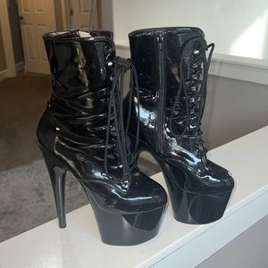ADORE Pleaser 7” sexy dancer booties